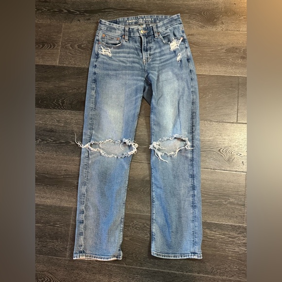 American Eagle Outfitters Light Blue Boyfriend Jeans - Picture 1 of 5